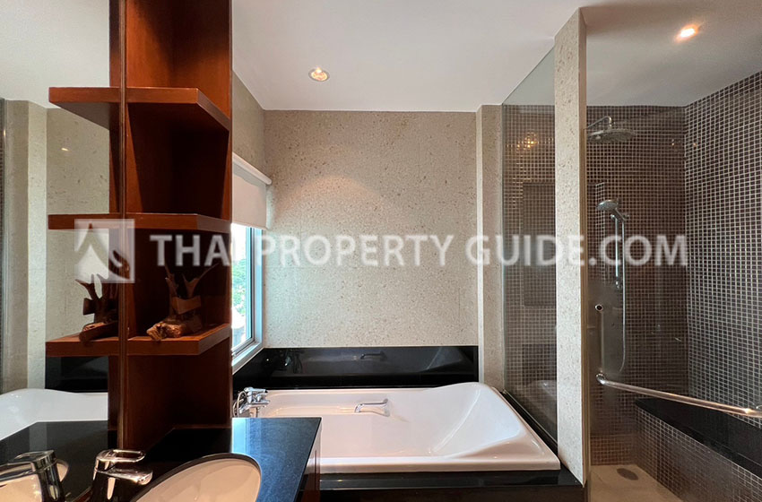 Apartment in Ploenchit 